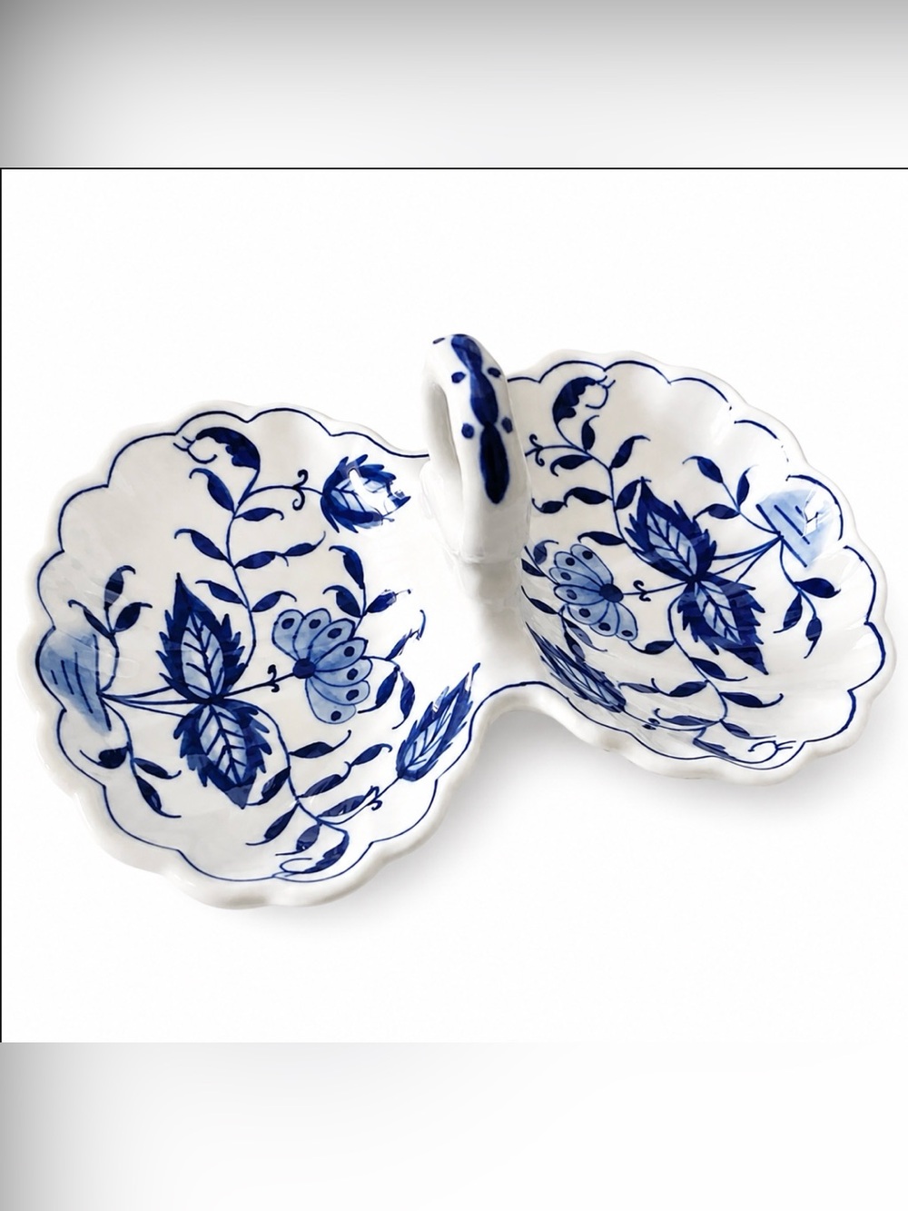EUC Porcelain Double Sided Trinket/Candy Dish Blue & White Floral Flowers Vine - Picture 6 of 9